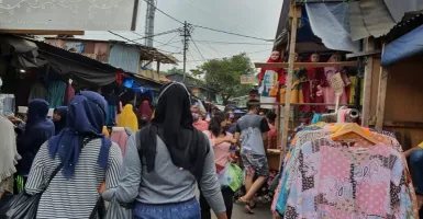 Jelang Lebaran, PSBB Jakarta Tak Ngaruh, Pasar Tanah Abang Ramai
