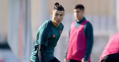 Taat Ajaran Islam, Bintang Milan Ogah Foto Bareng Ronaldo