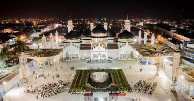 Selain Istiqlal, Ini 5 Masjid Besar di Indonesia untuk Itikaf