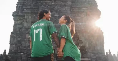 3 Artis Cantik yang Jatuh ke Pangkuan Pesepak Bola Indonesia