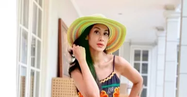 Wisata di Rumah Saja, Outfit Diah Permatasari Jempolan Banget