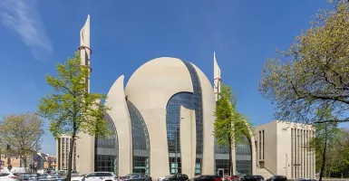 Megahnya Koln, Masjid Terbesar di Eropa