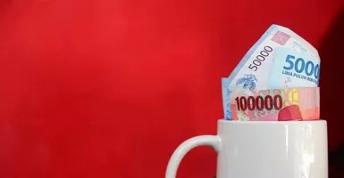 IDR/USD: Rupiah Diprediksi Menuju 15.800, Cek Harga Dolar di Bank