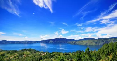 Menparekraf Sambut Baik Danau Toba Sebagai Unesco Global Geopark