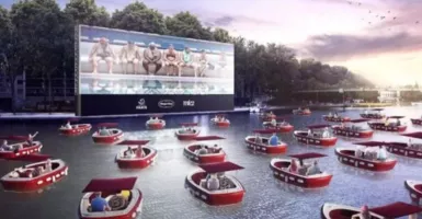 Sungai Seine Paris, Tak Hanya Kapal Pesiar Kini Ada Bioskop Lo