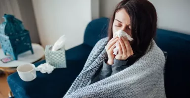 Berhenti Gigit Kuku Karena Sumber Penyakit Flu