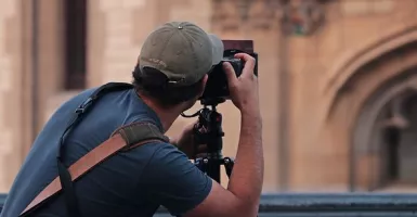 Viral! Kisah Seram Fotografer Dapat Job Foto Pengantin di Kuburan