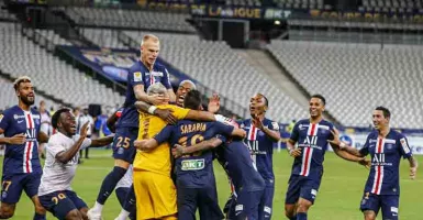 Laga Brutal Kontra Lyon, PSG Juara Piala Liga