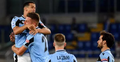 Lazio vs Cagliari 2-1: Malam yang Ajaib