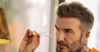 Bikin Meleleh, David Beckham Unggah Video Membuat Kue Natal