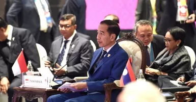 Ini Alasan Jokowi Selalu Bagikan Sertifikat Saat Kunjungan Kerja