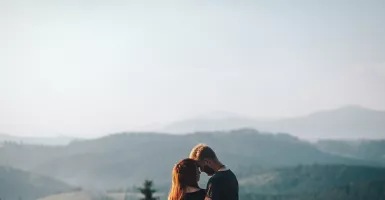 4 Hal yang Harus Kamu Tahu Sebelum Menikah Beda Status Sosial