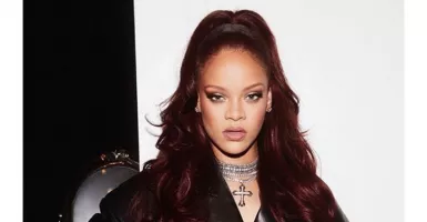 Rihanna Minta Maaf pada Umat Islam soal Insiden Hadis