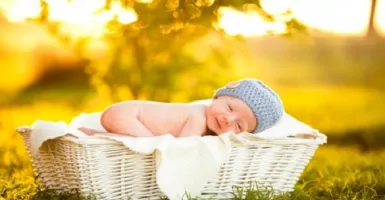 Menjemur Bayi Ternyata Tak Dapat Menyembuhkan Penyakit Kuning
