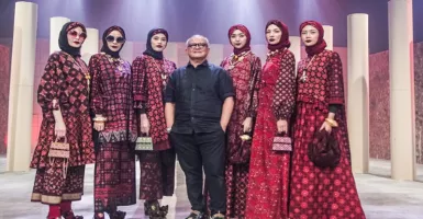 ISEF 2020 : Desainer Itang Yunasz Usung Batik Jambi