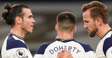 Tottenham vs Brighton 2-1: Kane Kalahkan Lewandowksi, Bale Oke