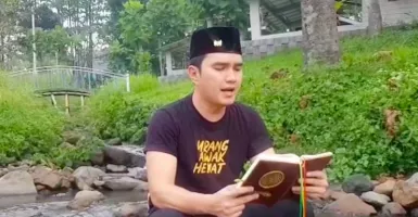 Pede Masuk Surga, Aldi Taher Ajak Jokowi dan Mega Baca Al-Qur’an