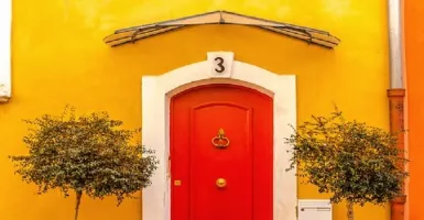 Simak, 5 Rekomendasi Warna Pintu Rumah Terbaik Menurut Fengsui