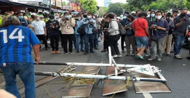 Polisi dan TNI Kepung Petamburan, FPI Langsung Ciut