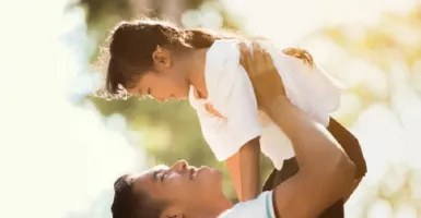 Ayah Bisa Jadi Obat Penghilang Rasa Sepi Untuk Anak Perempuannya