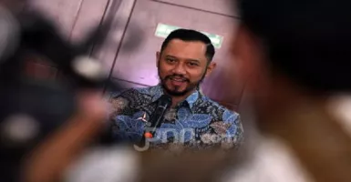 Max Sopacua Tuding AHY Langgar Aturan, Syarief Hasan Pasang Badan