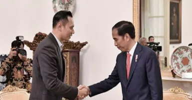 Refly Harun Bikin Jokowi Was-was, Analisis Buka Polemik Demokrat