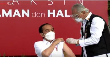 Jokowi Blunder Lagi, Tawa Rocky Gerung Menggelegar!