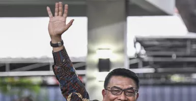 Moeldoko Bermanuver, Jokowi dan Yasonna yang Jadi Puyeng