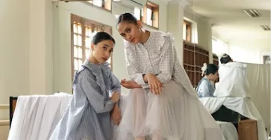 Terinspirasi Ballerina, Nona Hadirkan Koleksi Baju Longgar Nyaman