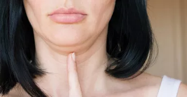 3 Cara Menghilangkan Double Chin, Berani Mencoba?