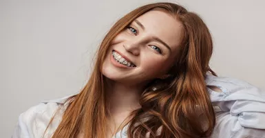 Wajib Tahu! Cara Mencegah Karang Gigi Bagi Pengguna Behel