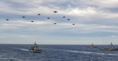 China Panik, 2 Kapal perang Raksasa AS Datang Menyerbu  