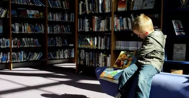 Pakar Beber Tips Jitu Membiasakan Anak Agar Suka Membaca Buku