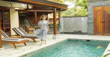 Tinggal di Bali, Kecenya OOTD Longgar Shandy Aulia