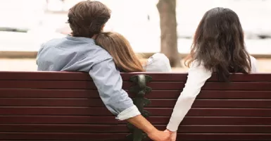 Ketahuan Selingkuh ? Ini 4 Cara Memperbaiki Hubungan