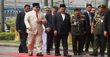 Kenapa Prabowo Jadi Pendiam usai Masuk Lingkaran Kekuasaan?