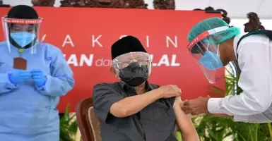 Hampir Separuh Warga Indonesia Takut Disuntik Vaksin