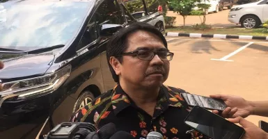 Ade Armando Sindir Anies, Pilih Gubernur Seiman DKI Berantakan