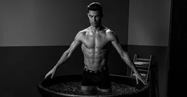 Saat Model Seksi Spanyol Ungkap Kelemahan Ronaldo di Atas Ranjang