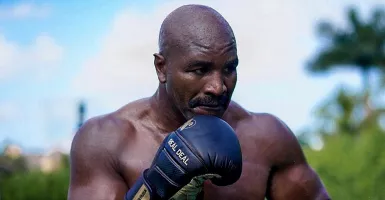 Siap Gemparkan Dunia, Petinju Tua Ini Akan Tantang Mike Tyson!