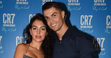 Detik-detik Georgina Umbar Hubungan Panasnya dengan Ronaldo