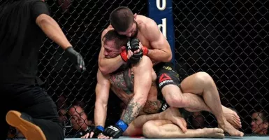 Gunakan Cara Licik, Bos UFC Adu Domba McGregor vs Khabib