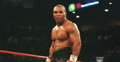 Fantasi Liar Mike Tyson, Tiduri 1300 Wanita dengan Sabuk Juara