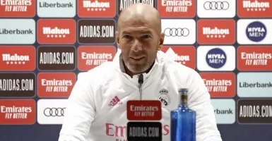 Wasit Disebut Bantu Real Madrid, Zidane Serang Balik Barcelona