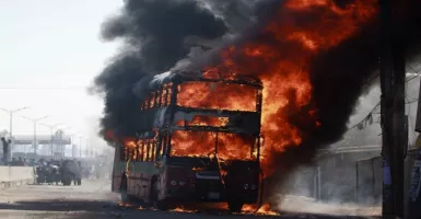 Tragis! Kecelakaan Bus vs Truk Bensin, 53 Orang Tewas Terbakar