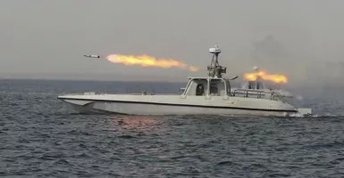 Kapal Militer Iran Diluncurkan, AS dan Israel Dibuat Mati Kutu