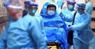 Kasus Covid-19 Melonjak, China Bangun Rumah Sakit Seminggu