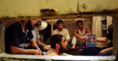 Seorang Tahanan Palestina Tewas Misterius di Penjara Israel