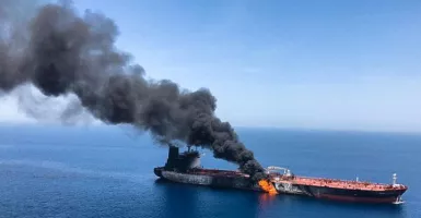 Kapal Setan Israel Meledak, Diduga Diserang Siluman Bawah Laut