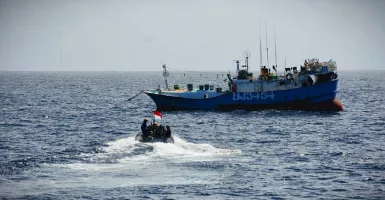 Tanpa Perlawanan, TNI AL Ringkus Kapal Ikan Ilegal Taiwan
